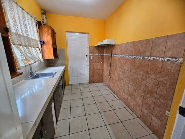 Casa en Venta en Villas Valeska 1 | Km 13 Carretera Masaya | US$75,000