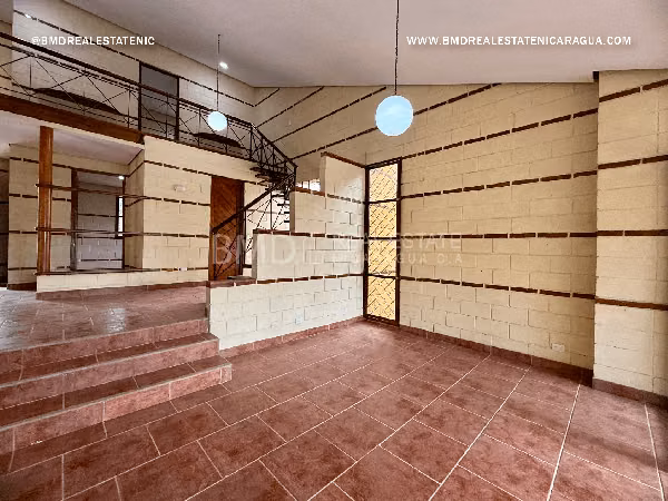 Compra esta hermosa y amplia propiedad en Villa Fontana Sur BG