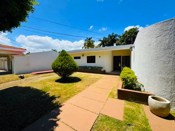 KW - Venta , casa amplia en Carretera Masaya Km 12