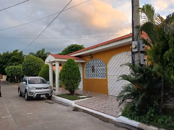 FP- Vendo casa en Sabana Grande