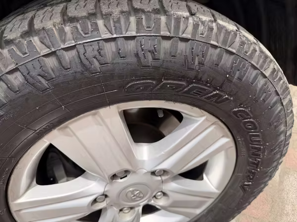 TOYOTA LAND CRUISER VX