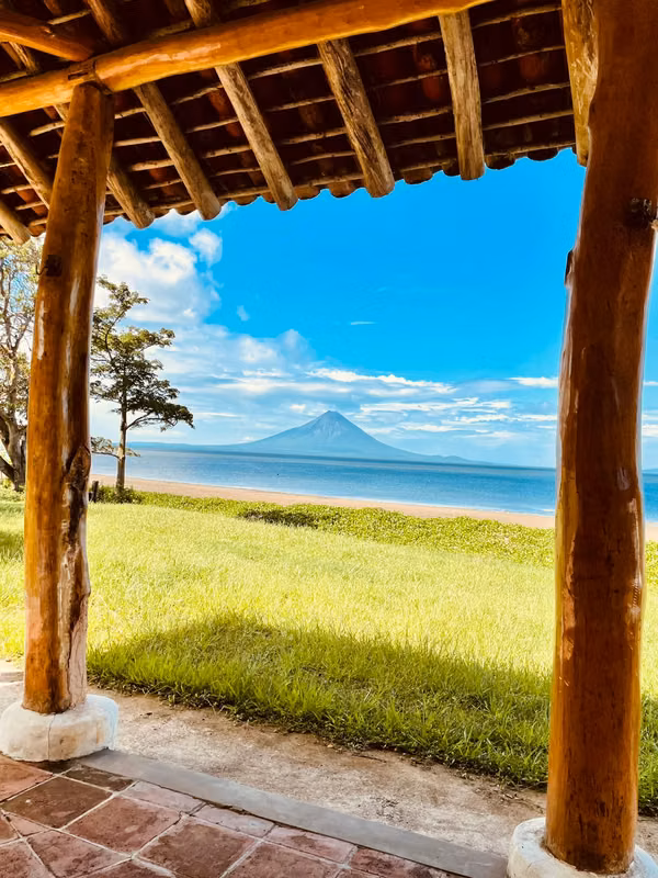 For rent or sale: Beautiful furnished chalet located in La Virgen, Rivas.