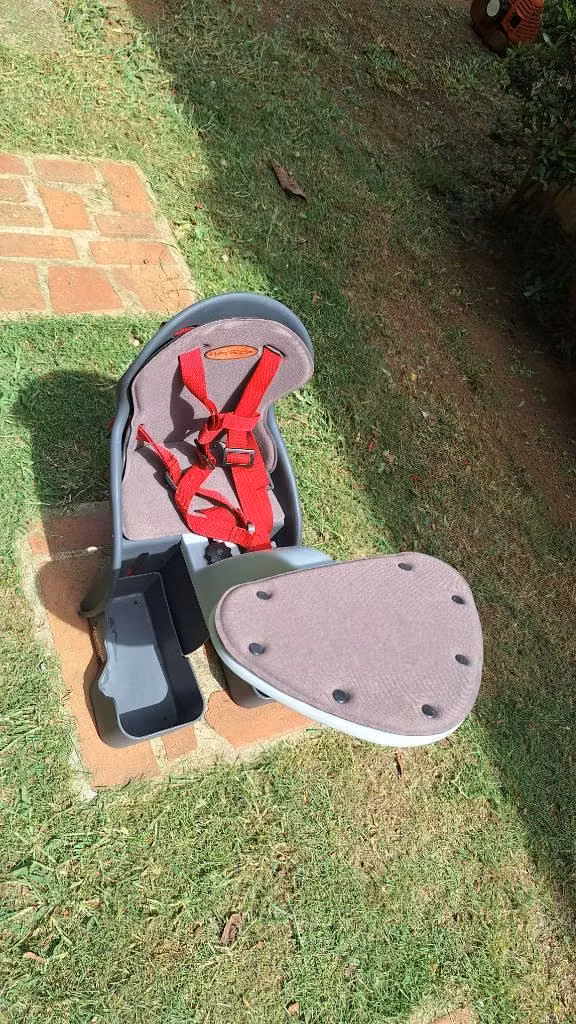 Vendo asiento de niño para bicicleta