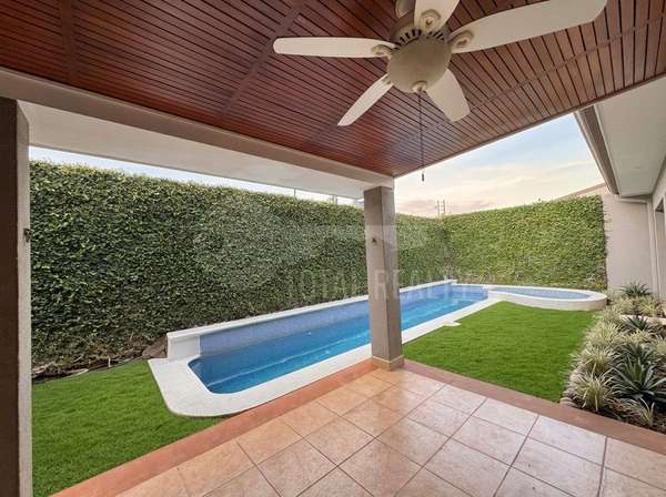House for rent in Portal del Carmen, Las Cumbres