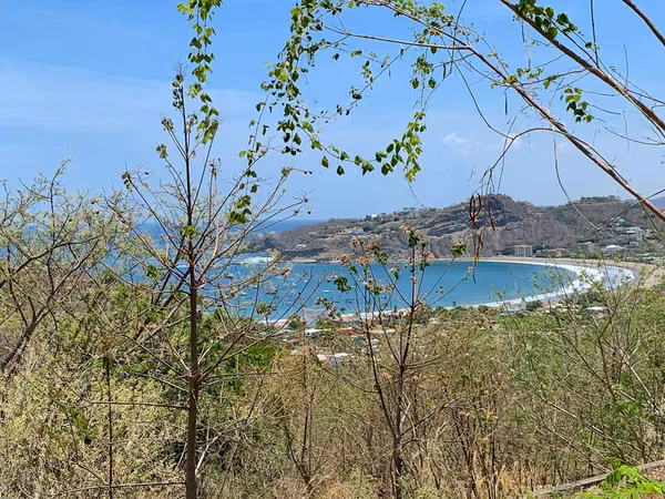 Bay View Lots with Easy Access