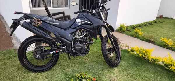 Se Vende moto genesis Sx1 150 año 2024