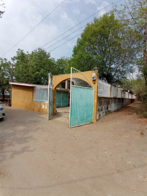 Beach house Tupilapa