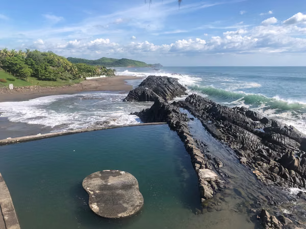 Al2628 Amazing Ocean front property situated on two plus acres at El Transito