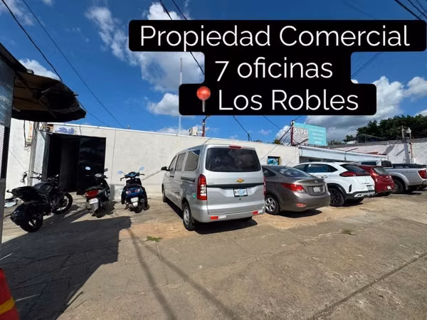 Los Robles Se vende propiedad comercial