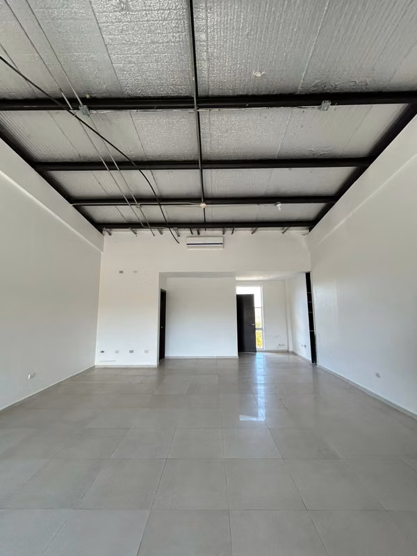 DG-Rento modulo comercial en Pista Suburbana, Plaza La Fe