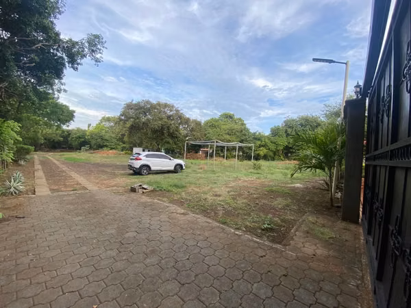 Terreno casi frente a Galerías Santo Domingo, camino viejo a Santo Domingo.