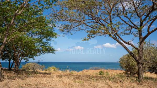 Lot for sale in Rancho Santana, Tola