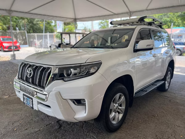 TOYOTA LAND CRUISER PRADO TXL YEAR 2024