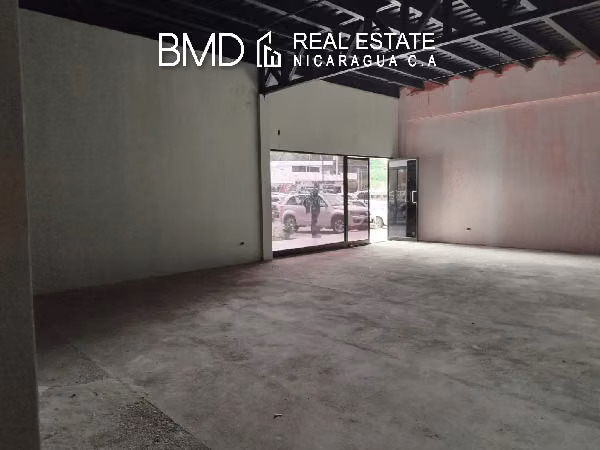 Plaza ubicada en una de las zonas de mayor desarrollo y atractivo comercial de Managua KG