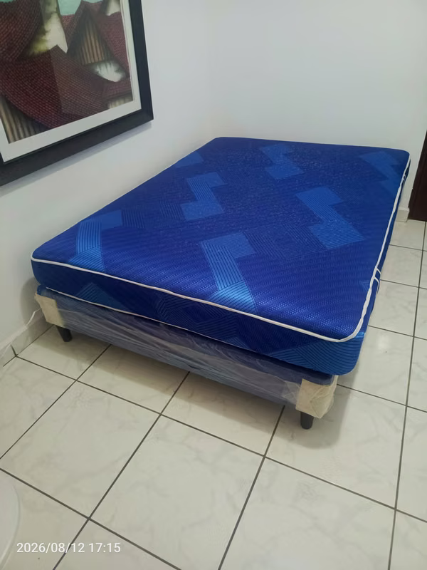 Cama Matrimonial – Firme y en Excelente Estado