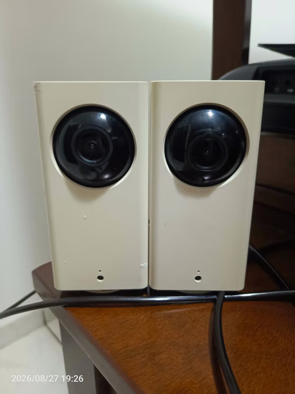 Combo de 2 cámaras de Seguridad Wyze Cam Pan 1080p | Giro 360° | Visión Nocturna | WiFi | Excelente Estado 