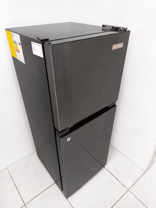 Royal Refrigerator 5.5 feet - New practically