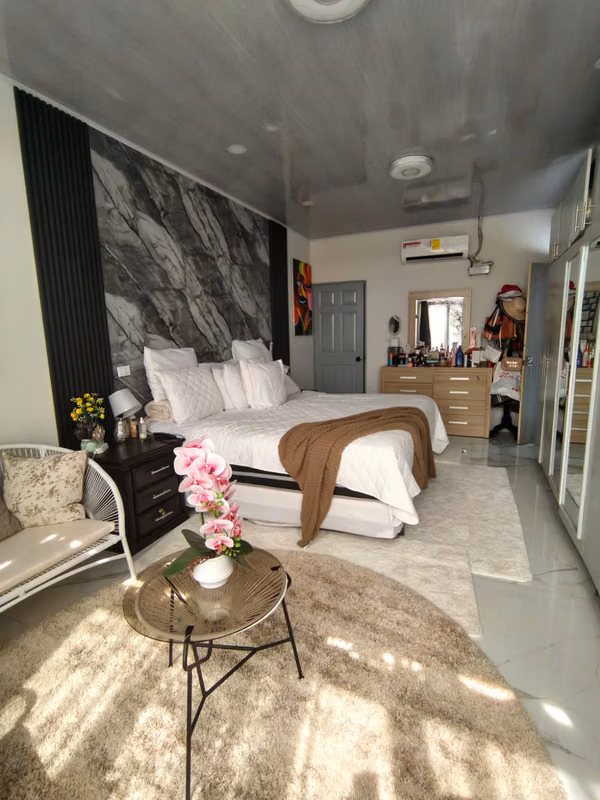 It's sold! Modern house in Nindiri