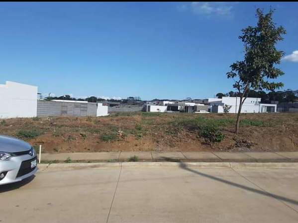 Sell land inside exclusive Residential in Santo Domingo