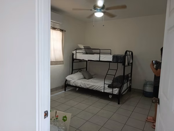 KC -  Precioso apartamento en renta en Granada, frente al lago