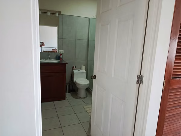 KC -  Precioso apartamento en renta en Granada, frente al lago