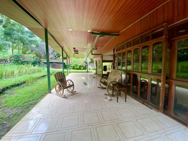 Sale of House in Carretera Sur