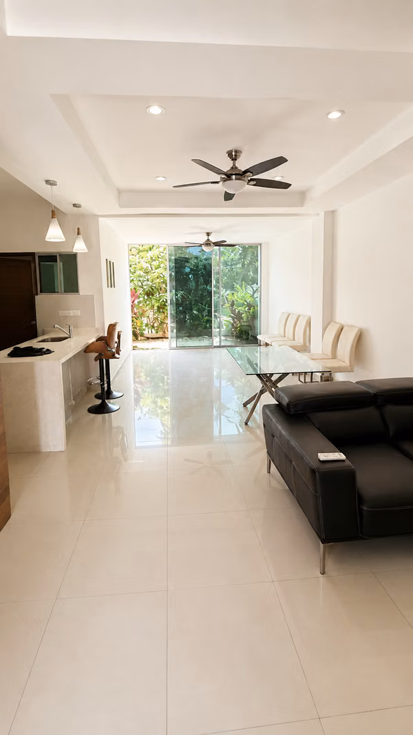 RENT OR SELL SEMI-FURNISHED TOWNHOUSE IN FONTANA VILLAS