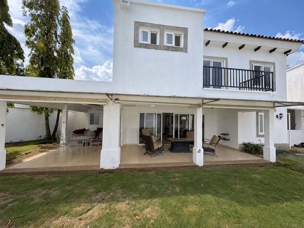 RENT HOUSE FURNISHED IN THE HILLS