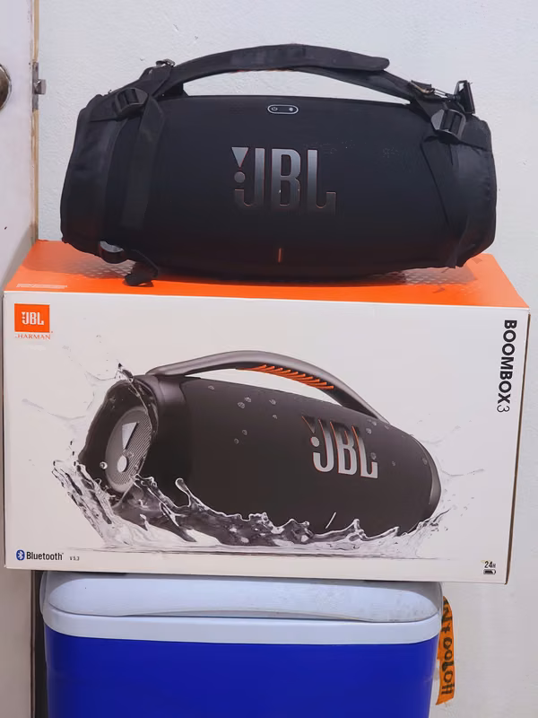 JBL BOOMBX3