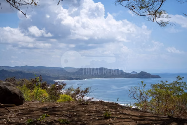 Lot for sale in Rancho Santana, Tola