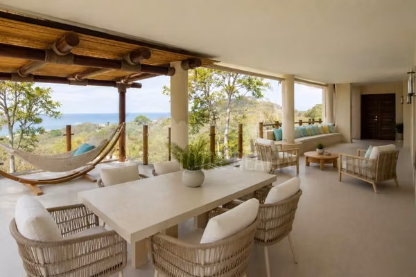 Apartment for sale in Guacalito de la Isla, Tola