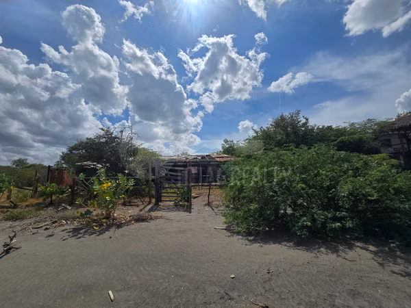 Lot for sale in Playa Hermosa, Leon