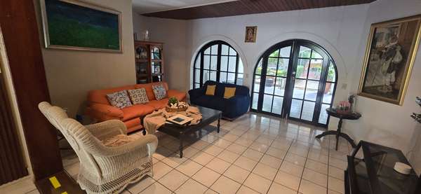 Venta de Casa en Las Cumbres 
