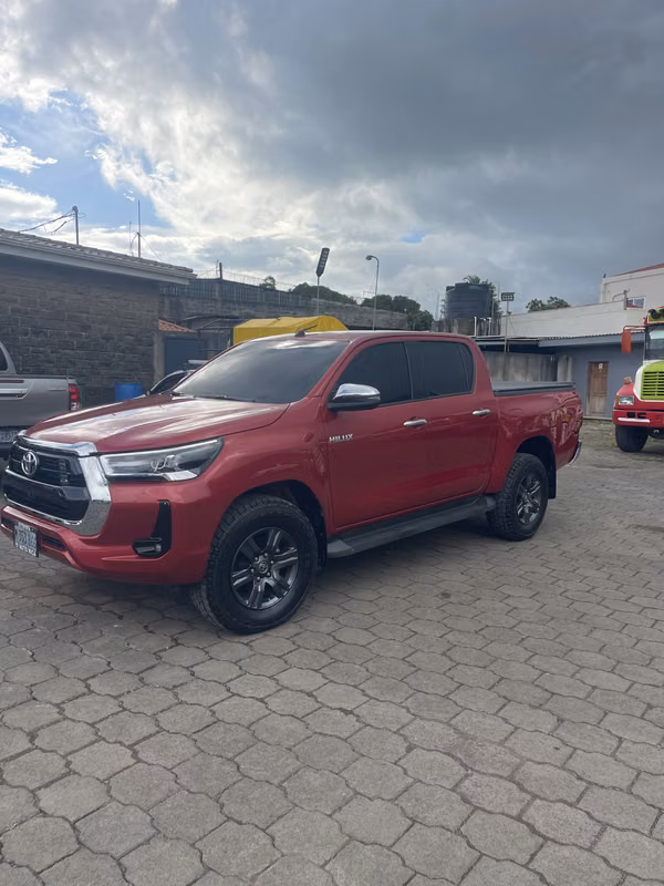 Hilux SRV 2022