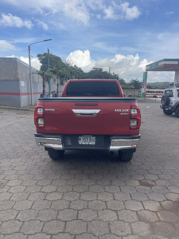 Hilux SRV 2022
