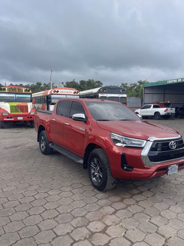 Hilux SRV 2022