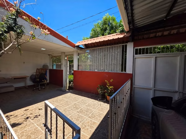FP- Selling house in Residencial Santa Rosa