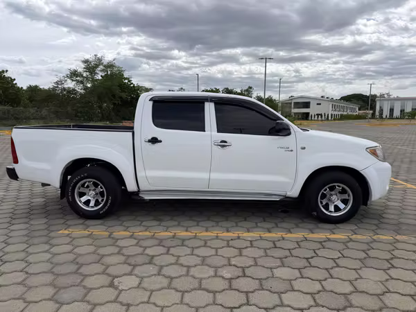 Toyota hilux 2008 4x2 low