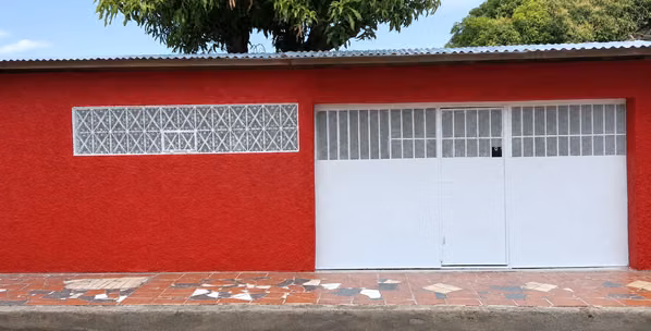 HOUSE FOR SALE - MANAGUA