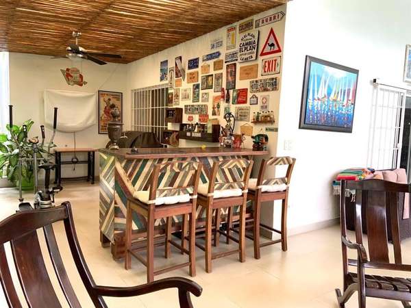 AG. SE  VENDE CASA EN ALTOS DE SANTO DOMINGO