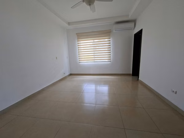 CASA EN VENTA | CAMINO LAS COLINAS,  RESIDENCIAL DONATELLO MANAGUA