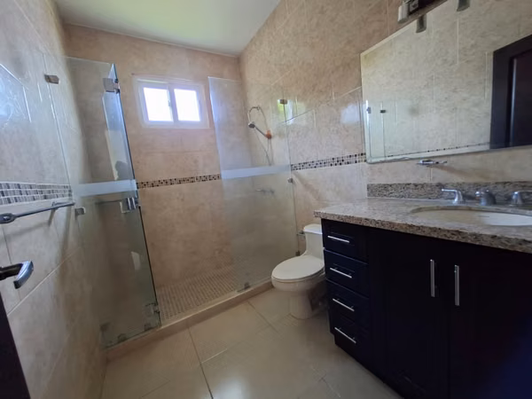 CASA EN VENTA | CAMINO LAS COLINAS,  RESIDENCIAL DONATELLO MANAGUA