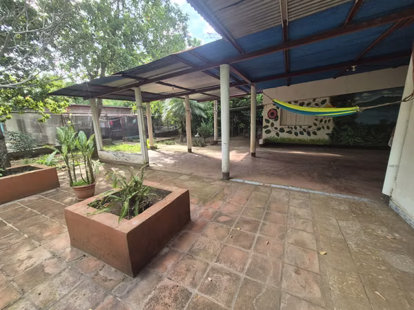 Venta  de Casa con precio de Oportunidad en Diriomo, carretera a Granada,