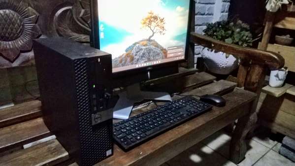 Dell Optiplex 3040 SFF, i5-6ta., Ram 8GB, SSD 120GB + HDD 500GB, Wifi, Soundbar, Mon. 19... 
