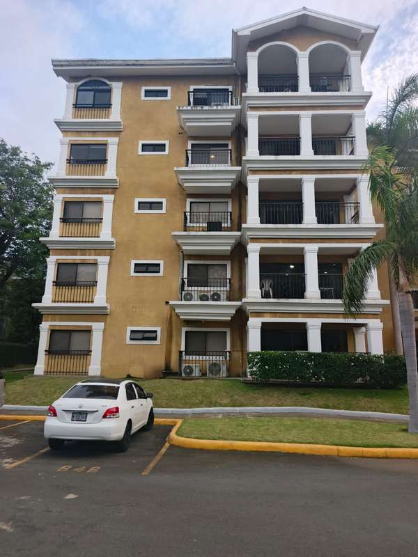 APARTAMENTO EN RENTA | CONDOMINIO PARQUE DEL CLUB 
