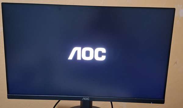 Monitor AOC 24