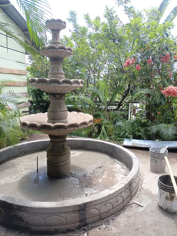 Sources, plants, decorations for your favorite place