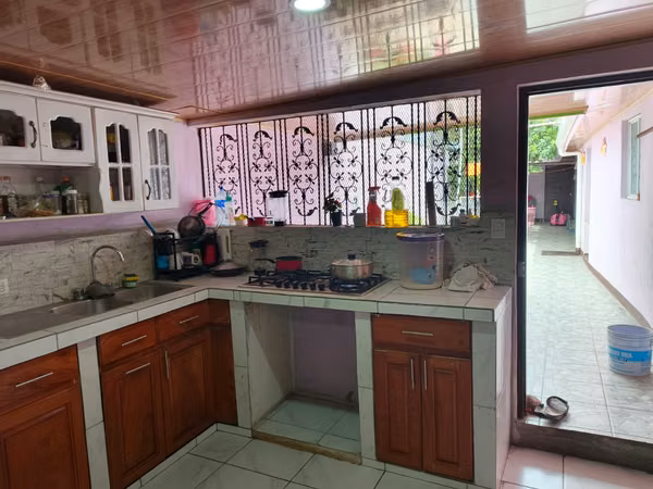 ¡SE VENDE! casa en Carretera Norte, sector del Aeropuerto