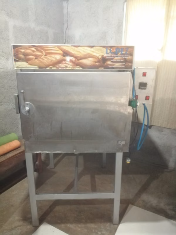 Complete Lot of Bakery / Pier Equipment and Utensils (ready to work!)