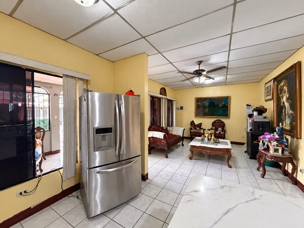 CASA EN VENTA | RESIDENCIAL CASA REAL III ETAPA